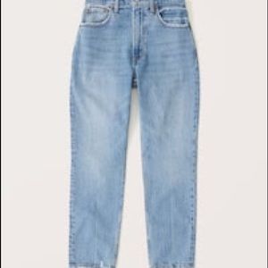 Abercrombie Curve Love The Mom High Rise Jeans in Medium Wash
